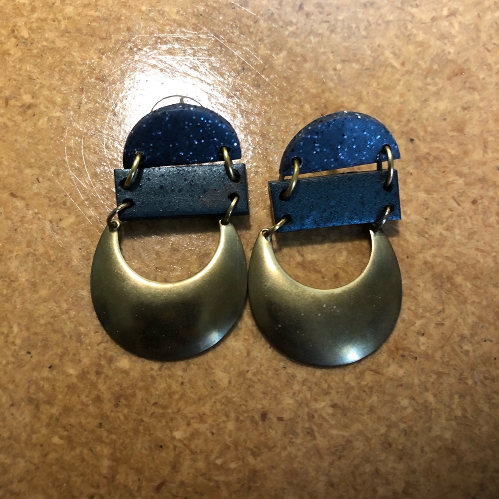 Gorgeous statement earrings